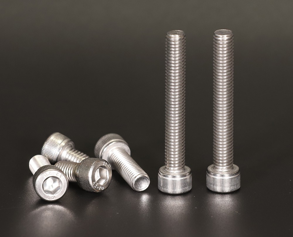 内六角圆柱头螺钉